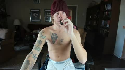 Snapshot of machinecumkelly69 chatting on February 2025 07:29:01 PM machinecumkelly69 online show from February 2025 07:29:01 PM