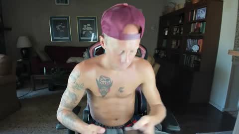 Snapshot of machinecumkelly69 chatting on September 2025 05:37:01 PM machinecumkelly69 online show from September 2025 05:37:01 PM
