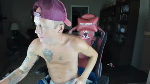 Snapshot of machinecumkelly69 chatting on October 2025 03:36:02 AM machinecumkelly69 online show from October 2025 03:36:02 AM