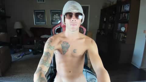 Snapshot of machinecumkelly69 chatting on November 2025 06:52:01 PM machinecumkelly69 online show from November 2025 06:52:01 PM