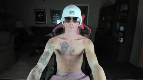Snapshot of machinecumkelly69 chatting on February 2026 04:52:01 AM machinecumkelly69 online show from February 2026 04:52:01 AM