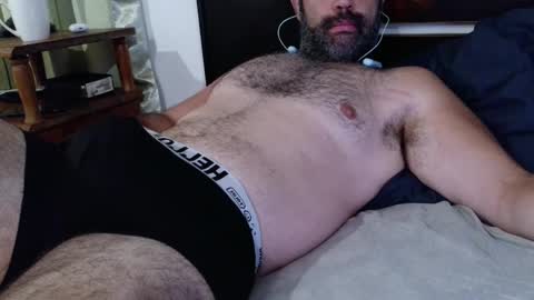 Snapshot of machoathome chatting on April 2026 05:16:01 AM machoathome online show from April 2026 05:16:01 AM