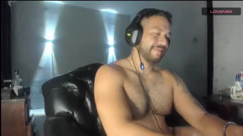 Snapshot of machohandsome chatting on March 2026 09:26:02 AM Javier papichulo master how do you want online show from March 2026 09:26:02 AM