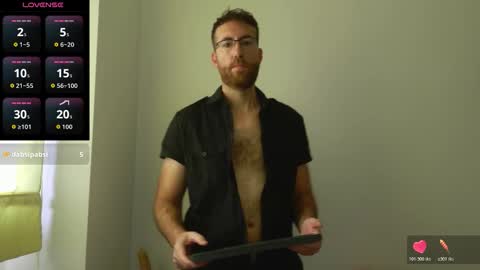 Snapshot of machohiberiko chatting on November 2025 10:10:02 AM Jota online show from November 2025 10:10:02 AM