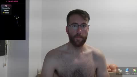 Snapshot of machohiberiko chatting on November 2025 09:47:01 PM Jota online show from November 2025 09:47:01 PM