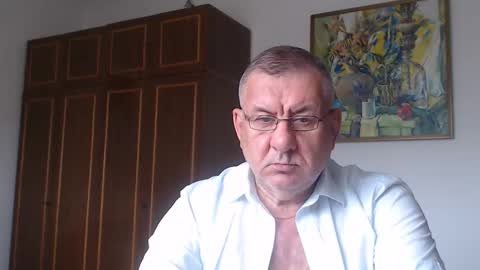 Macho online show from September 2025 12:27:02 PM