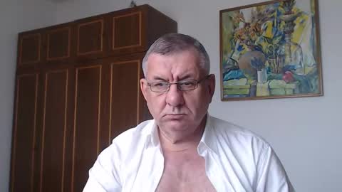 Macho online show from April 2026 02:11:02 PM