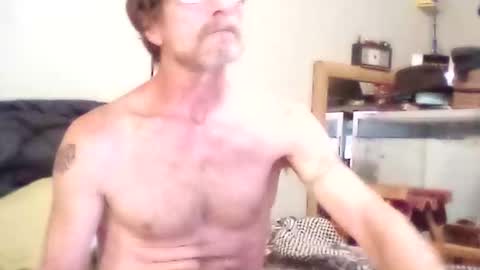 mackdog1369 online show from October 2025 08:26:02 AM