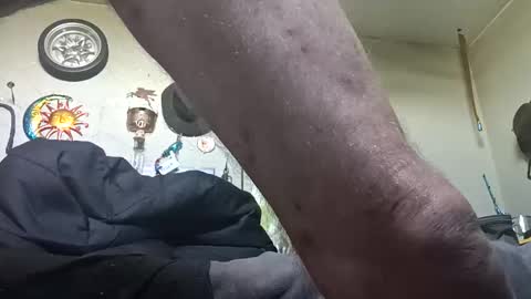 mackdog1369 online show from May 2026 04:57:02 PM