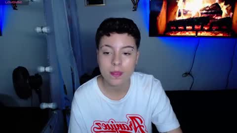 Snapshot of mackenziecameron chatting on January 2025 09:10:01 PM MACKENZIE CAMERON online show from January 2025 09:10:01 PM