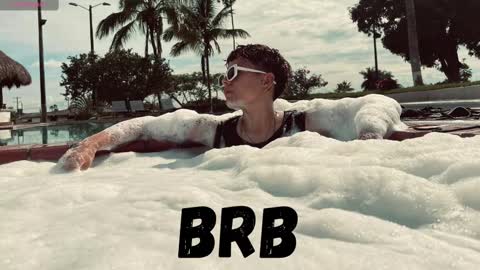 Snapshot of mackenziecameron chatting on February 2025 09:50:02 PM MACKENZIE CAMERON online show from February 2025 09:50:02 PM