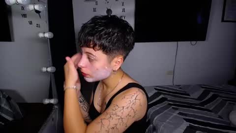 Snapshot of mackenziecameron chatting on February 2025 06:26:02 PM MACKENZIE CAMERON online show from February 2025 06:26:02 PM