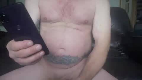 Snapshot of mackincaliallday chatting on January 2025 03:56:02 AM MackinCaliAllDay online show from January 2025 03:56:02 AM