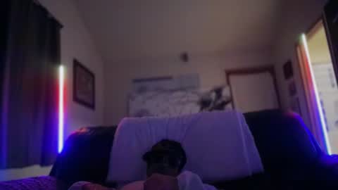 Snapshot of mackincaliallday chatting on October 2025 10:19:02 AM MackinCaliAllDay online show from October 2025 10:19:02 AM