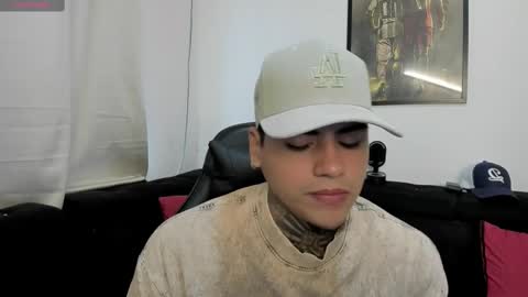 max online show from October 2025 12:00:02 PM