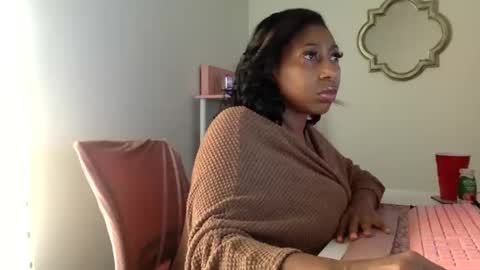 madam_glam online show from April 2026 04:59:01 PM