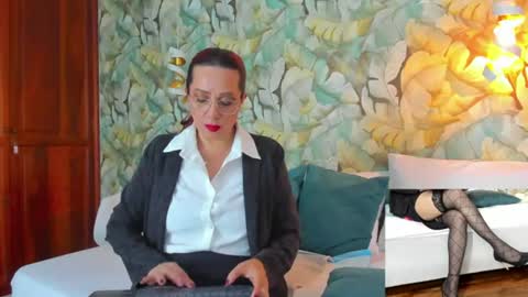 Madam Angelic online show from June 2026 03:09:01 AM