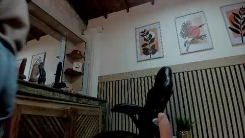 madame ibby online show from June 2026 12:10:01 PM