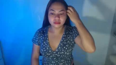Snapshot of madame_ivy chatting on May 2026 09:27:02 AM Ivy online show from May 2026 09:27:02 AM