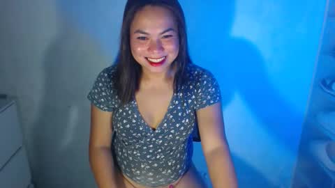 Snapshot of madame_ivy chatting on May 2026 10:32:01 AM Ivy online show from May 2026 10:32:01 AM