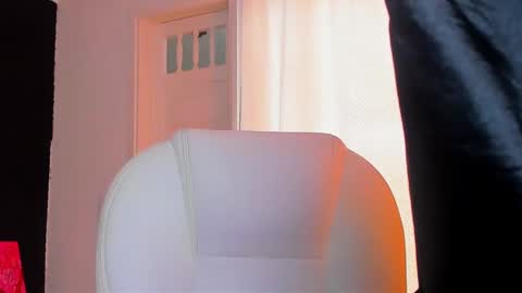 Snapshot of madame_lilith chatting on February 2025 05:29:01 PM madame lilith online show from February 2025 05:29:01 PM