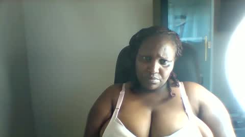 madame_pleasure40 online show from May 2026 10:31:02 AM