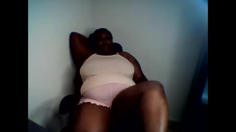 madame_pleasure40 online show from May 2026 08:58:02 PM