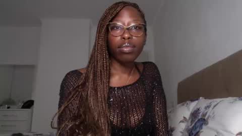 Snapshot of madamindigo chatting on December 2024 02:55:01 PM YourMadamIndigo online show from December 2024 02:55:01 PM