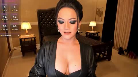 Alison Kloss online show from December 2025 10:58:01 PM