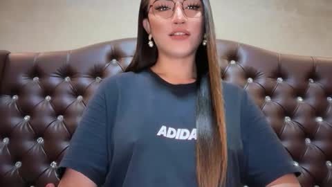 Alison Kloss online show from May 2026 11:45:02 PM