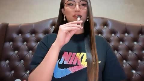 Alison Kloss online show from May 2026 10:04:01 PM