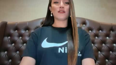 Alison Kloss online show from May 2026 11:45:02 PM
