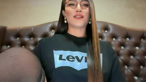 Alison Kloss online show from July 2026 01:58:33 AM