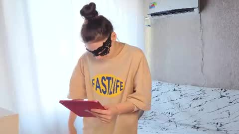 madcatgirl online show from July 2026 05:13:01 AM