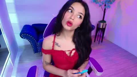maddie_t18 online show from April 2026 11:46:02 AM