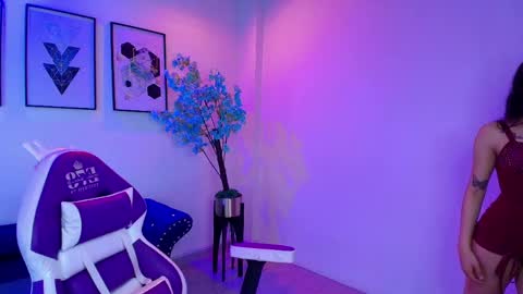 maddie_t18 online show from May 2026 11:40:01 AM