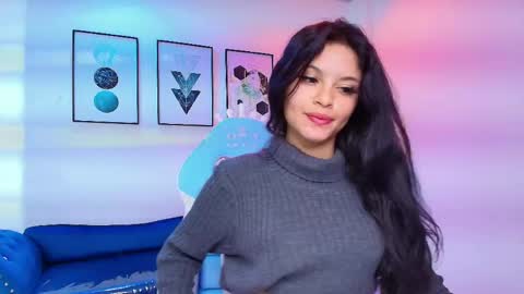 maddie_t18 online show from June 2026 11:53:02 PM