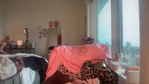 Snapshot of maddieblair1 chatting on February 2026 07:06:02 PM maddieblair1 online show from February 2026 07:06:02 PM