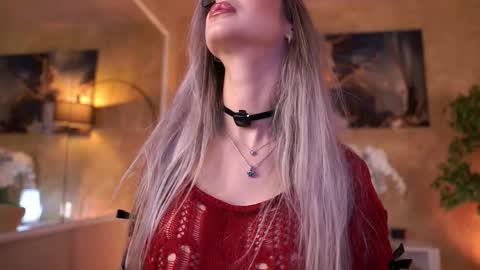 Snapshot of maddiebryggs chatting on March 2026 09:10:02 AM Maddie online show from March 2026 09:10:02 AM