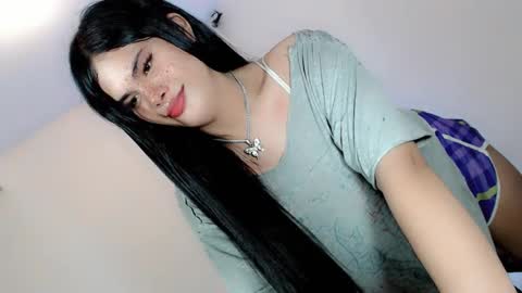 Im ZY DONT FORGET TO FOLLOW ME - online show from March 2025 01:48:01 PM