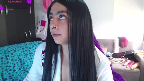 Snapshot of maddiie_and_clyde chatting on March 2026 04:35:02 PM maddiie and clyde online show from March 2026 04:35:02 PM