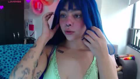 Snapshot of maddiie_and_clyde chatting on March 2026 07:08:02 PM maddiie and clyde online show from March 2026 07:08:02 PM