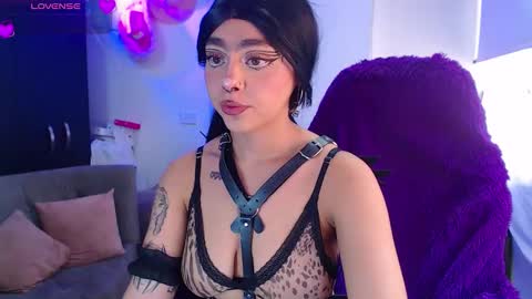 Snapshot of maddiie_and_clyde chatting on March 2026 06:44:01 PM maddiie and clyde online show from March 2026 06:44:01 PM