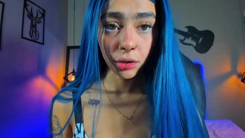 Maddie online show from February 2025 01:00:02 PM