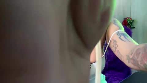 Maddie online show from October 2025 11:24:02 PM