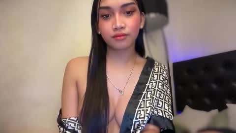 Snapshot of maddison_jade chatting on December 2025 11:28:02 AM maddison_jade online show from December 2025 11:28:02 AM