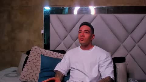 Maddox Santana online show from October 2025 10:33:01 PM