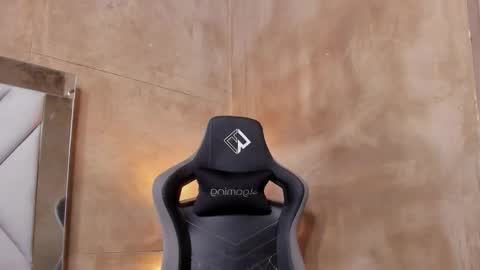 Maddox Santana online show from November 2025 12:32:01 AM