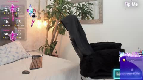 Snapshot of maddy_cooper_ chatting on January 2025 10:49:02 PM Maddy online show from January 2025 10:49:02 PM