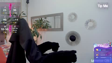 Snapshot of maddy_cooper_ chatting on February 2025 11:28:02 PM Maddy online show from February 2025 11:28:02 PM